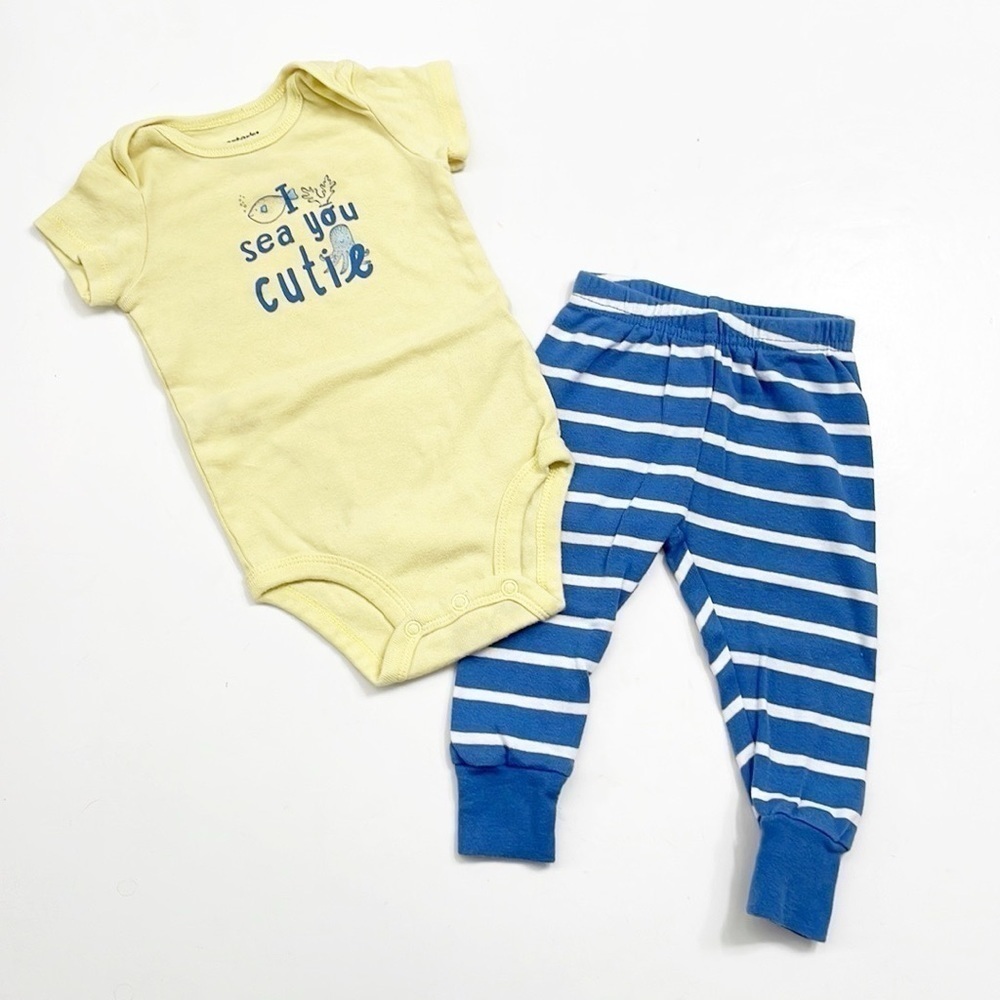 Carter's baby boys matching set